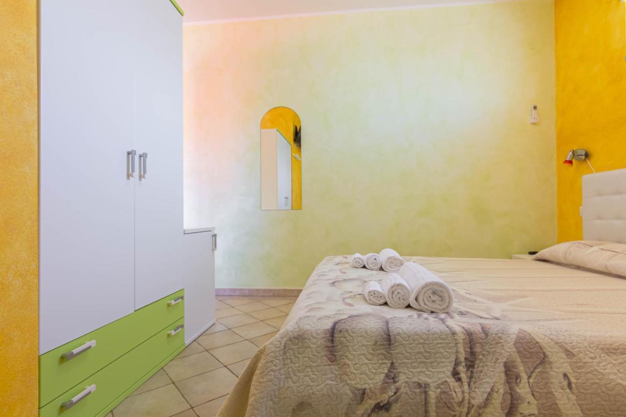 Roccabianca Rooms & Studios Stintino Exterior foto